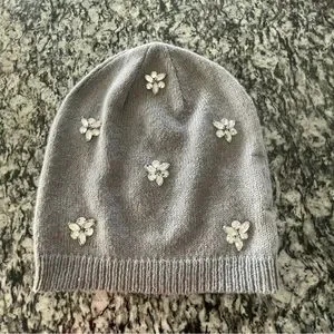 Betsey Johnson | Accessories | Betsey Johnson Gray Knit  display picture 2